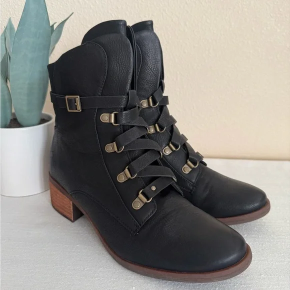 KORKS Reese Black Leather Buckle Lace Up Strap Heeled Ankle Boots - Picture 4 of 15